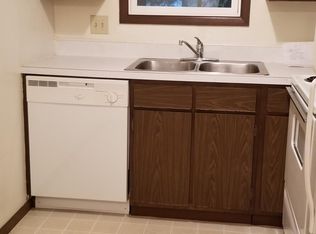 118 Twin Oaks Dr APT 7, Joliet, IL 60431