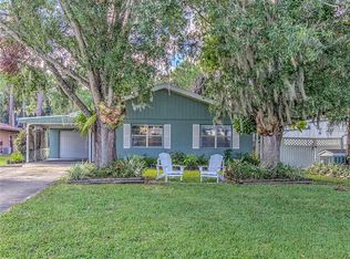 412 Dickman Dr SW, Ruskin, FL 33570