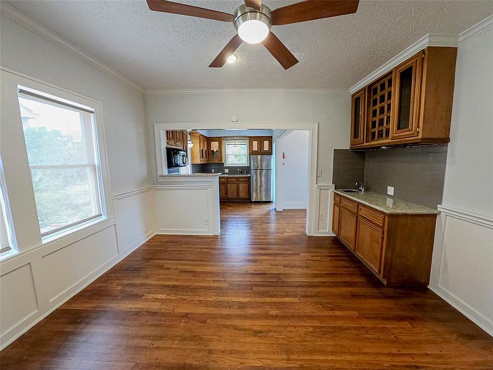 1st image of 1910 W Dallas St #B