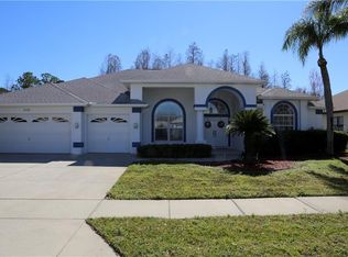 8208 Silver Mist Pl, New Port Richey, FL 34655
