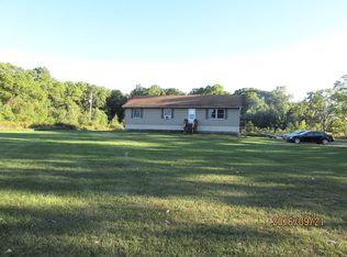 6497 Crego Rd, Brooklyn, MI 49230