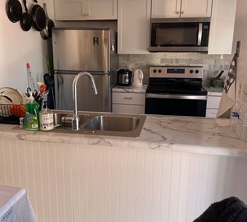 4th image of 7918 Vineyard Dr