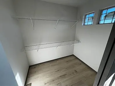 4903 E Grace Ave — Photo 4