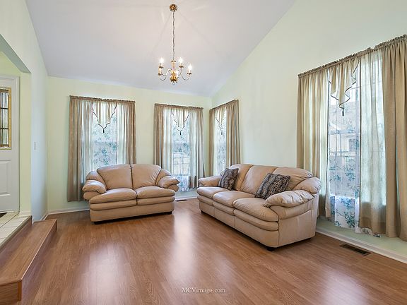 5th image of 4752 Pratt Ct