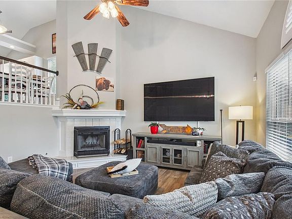 2nd image of 312 Dublin Cir
