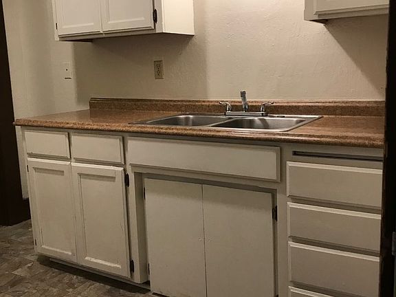 3rd image of 1715 High St APT 6