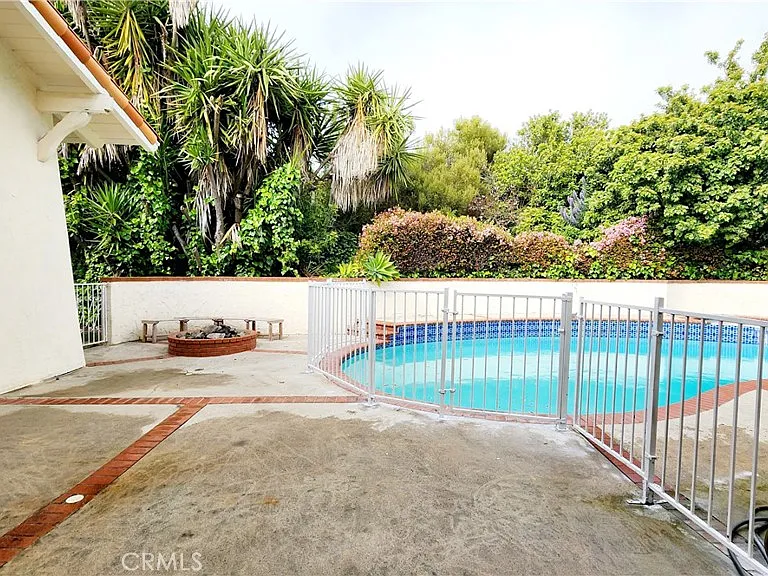 6327 Sattes Dr — Photo 41