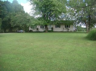 1560 Sand Ridge Rd, Marshfield, MO 65706