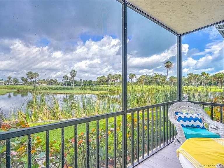 5553 NE Gulfstream Way — Photo 27
