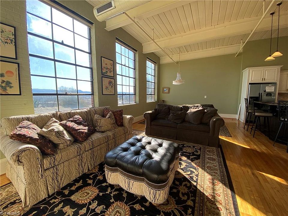 1st image of 407 F St Suite 206