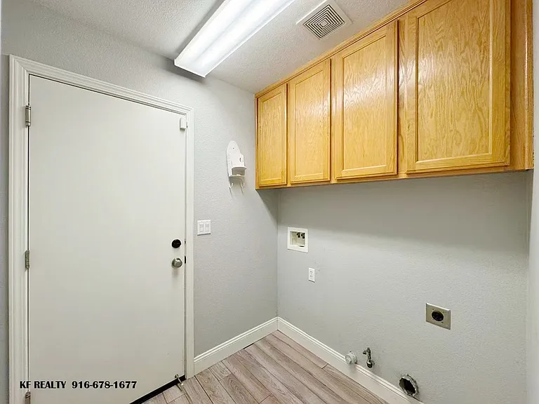 6004 Leonardo Way — Photo 11