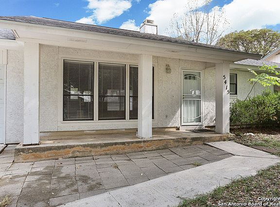 4th image of 5415 Princess Diane St