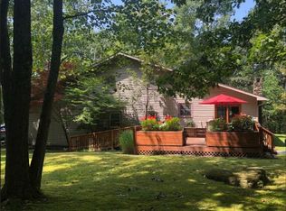 4 Rockledge Ln, Tunkhannock, PA