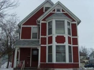 119 3rd St, Fond Du Lac, WI 54935