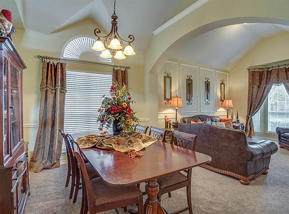 5th image of 2705 Elmridge Dr