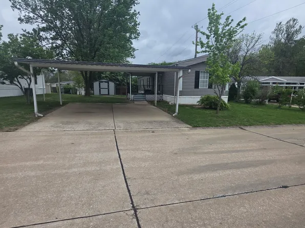 37 Mustang Dr #37, O'Fallon, MO 63366