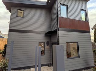 129 N 75th St, Seattle, WA 98103