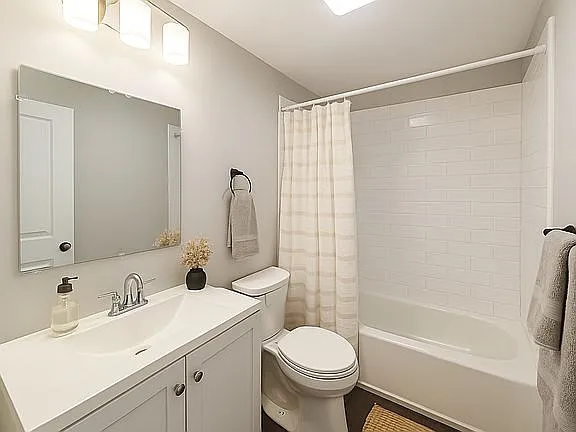 58 Chestnut St #1 — Photo 9