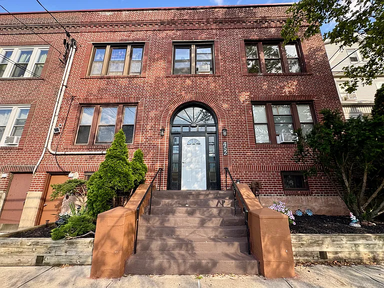 452 Avenue E #5 — Photo 15