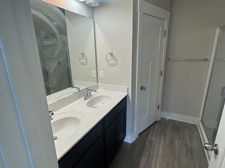 110 Addington Ln — Photo 17