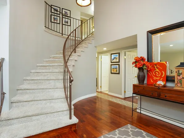 718 Pamela Wood St, Thousand Oaks, CA 91320