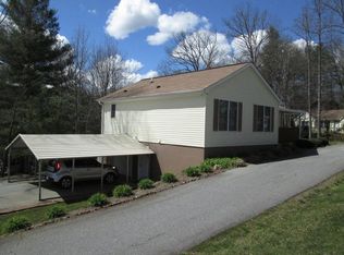 10 Ivar St, Franklin, NC 28734