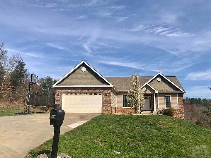 1st image of 4338 Belmont Dr