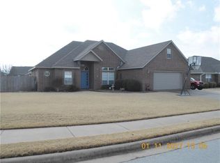 3021 Woodbridge Rd, Springdale, AR 72762