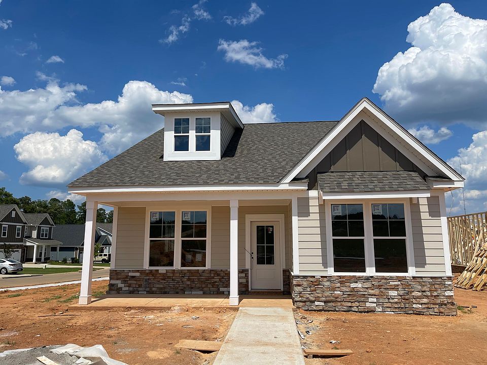 1st image of 4 Gill Ln
