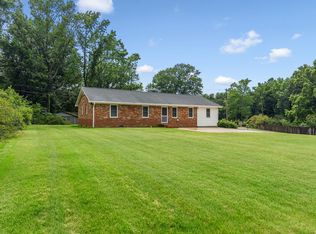 175 Foster St, Cowpens, SC 29330
