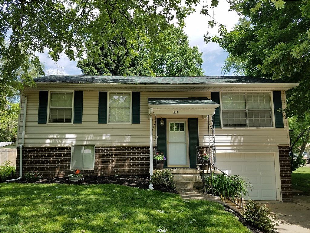 214 W Oak St, Ashmore, IL 61912 Zillow