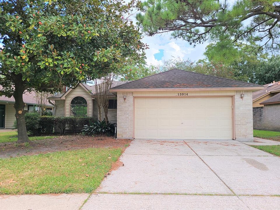 1st image of 13914 Cantwell Dr
