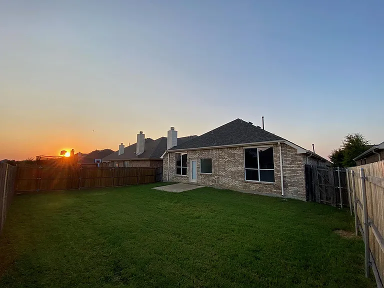2692 Lake Ridge Dr — Photo 19