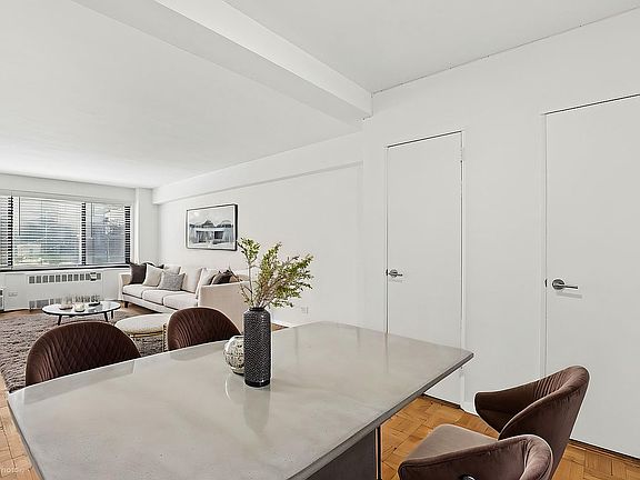 3rd image of 200 E 36th St APT 5C