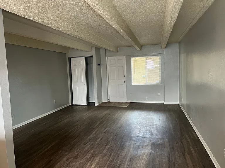 1180 Yosemite St #B2 — Photo 5