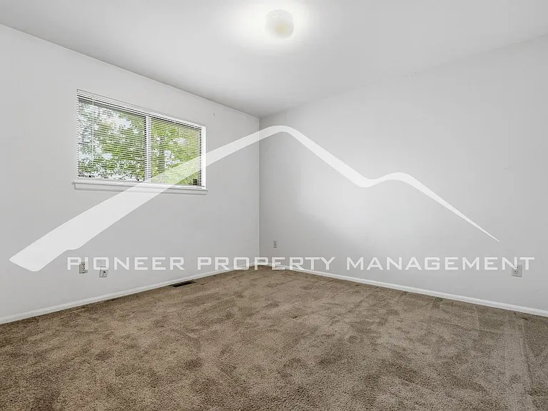 2902 W Short Pl — Photo 12