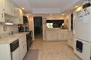 5th image of 138 Golf Club Dr