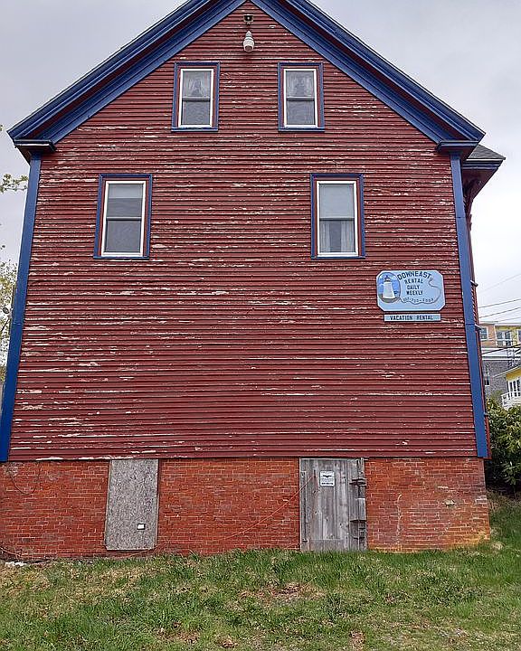 16 School St, Lubec, ME 04652 Zillow