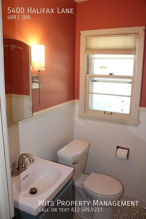 Great 4bed/2.5bath Home in Beautiful Edina — Photo 4