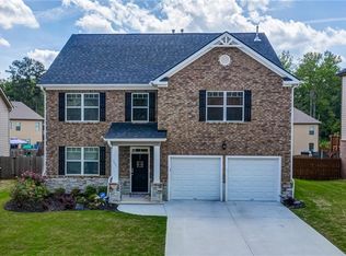 2993 Hawthorn Farm Blvd, Loganville, GA 30052