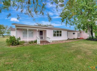 10610 State Highway 185 S, Victoria, TX 77905