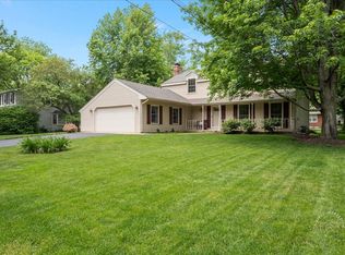 505 Waubonsee Trl, Batavia, IL 60510