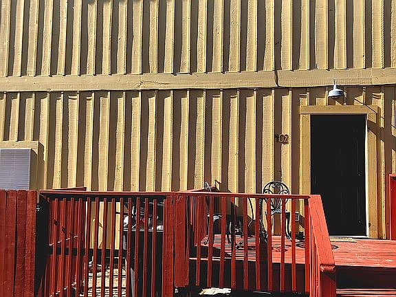 3rd image of 418 Clay St
