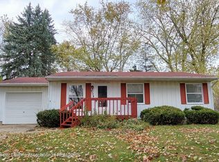 3120 Nonette Dr, Lansing, MI 48911