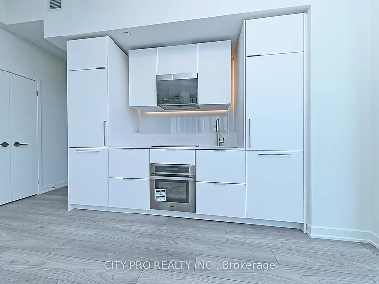 1 Fairview Rd E #3111 — Photo 10