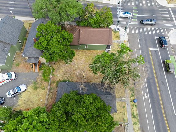 5th image of 1606 W Maxwell Ave