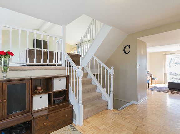 4th image of 2207 N Kennicott Dr