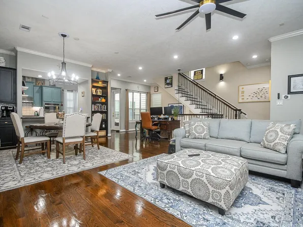 3322 Chenevert St, Houston, TX 77004