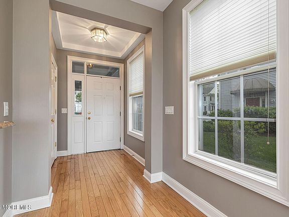 2nd image of 52 Golden Eye Ln