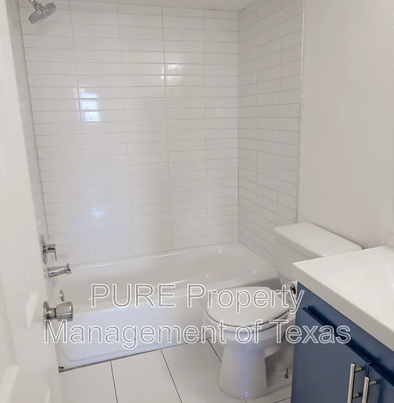 2500 Burleson Rd #521 — Photo 9